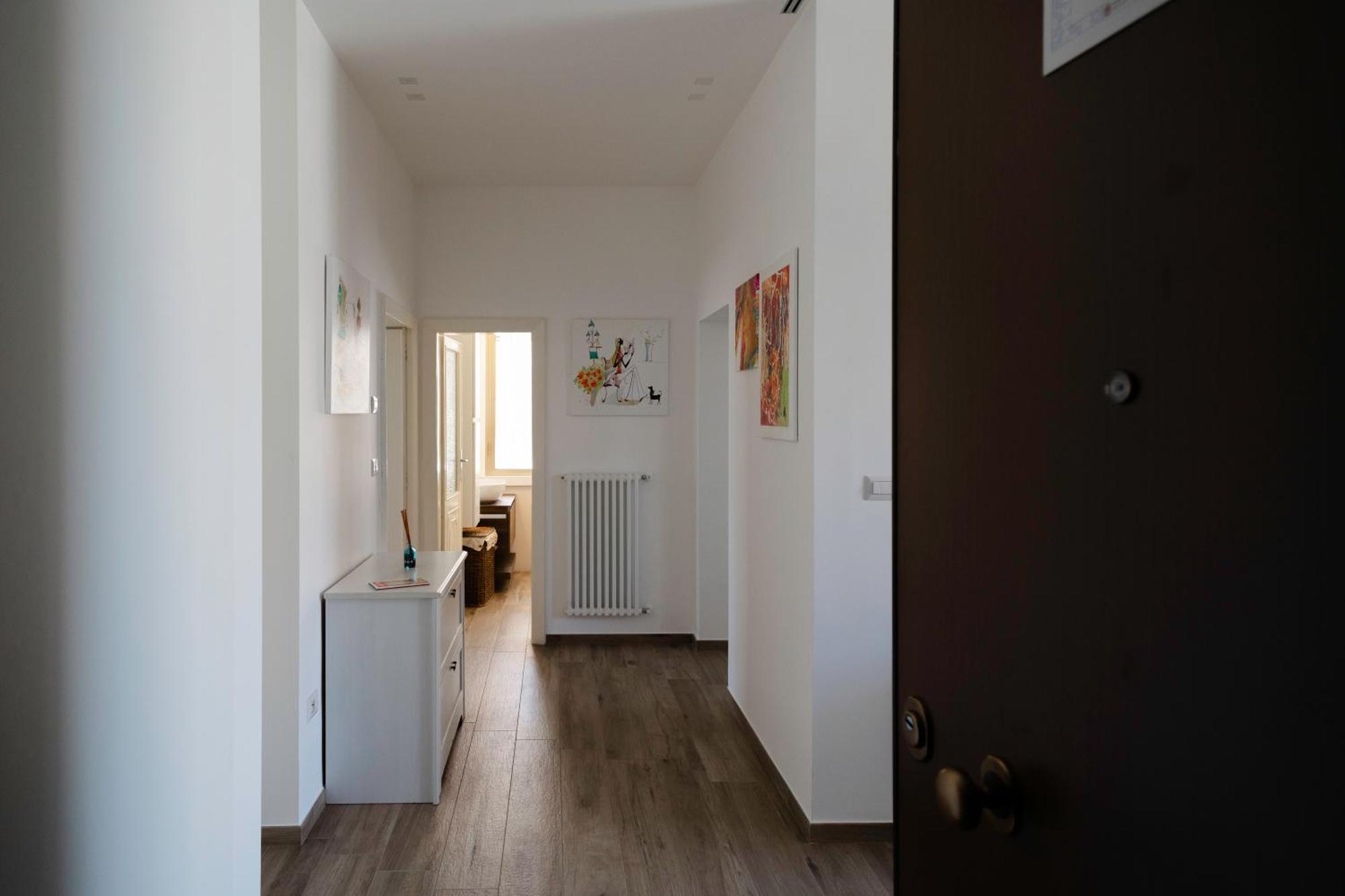 Sunrise Waterfront - Central Apartment With Sea View Balcony - Molfetta Bagian luar foto